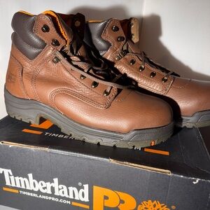 Timberland PRO Men's Leather Boots in Brown and Black steel toe